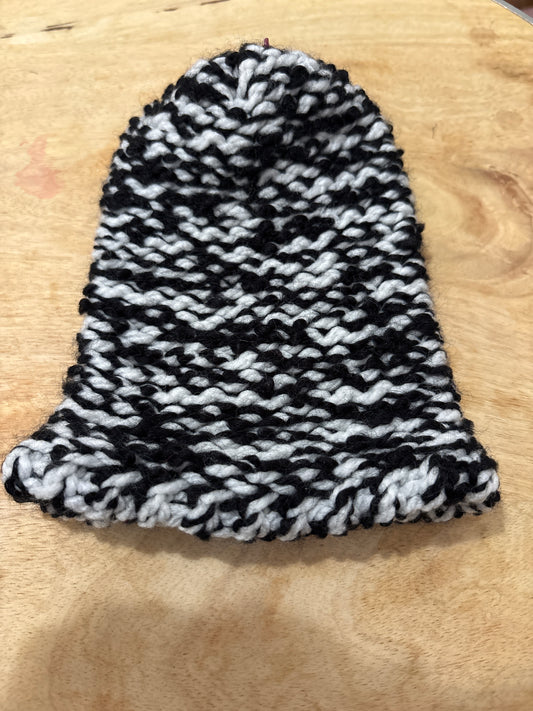 Black and white baby hat
