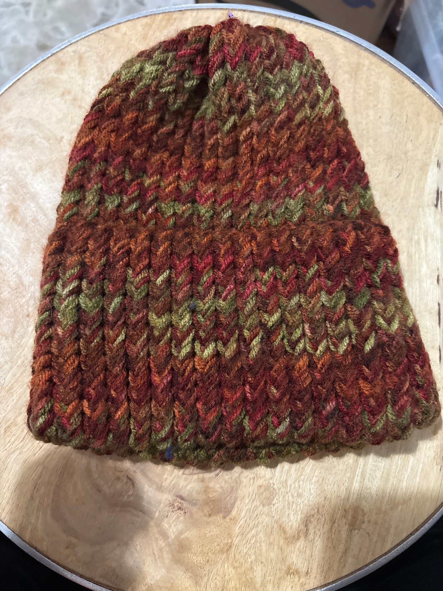 Dark autumn adult hat